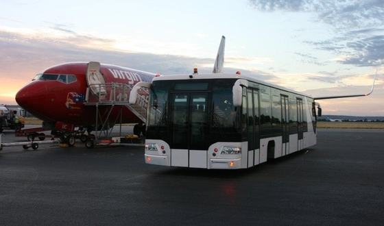 Long 200 Liter Airport Apron Bus With 190H52 Lead - Acid Battery